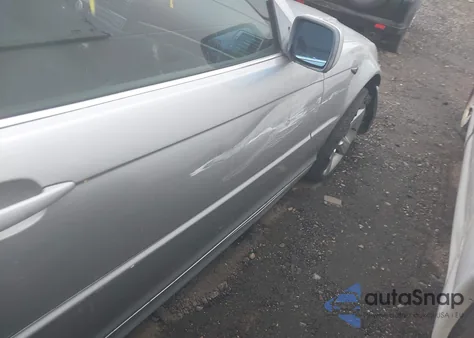 2004 BMW 325Ci из США, поврежденный, VIN WBABV13404JT20060